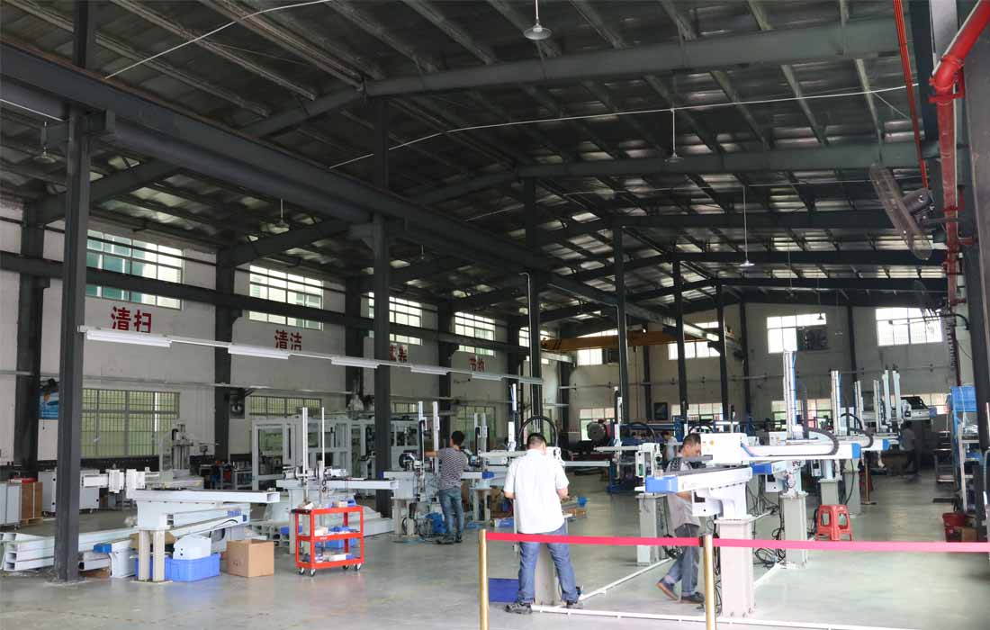 潤(rùn)馬智能機(jī)械手生產(chǎn)廠家把機(jī)械手簡(jiǎn)單做好