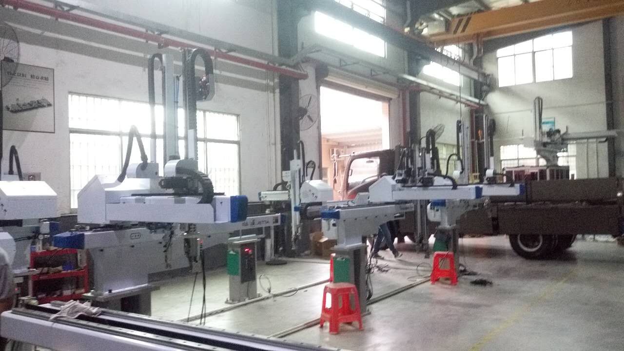 機(jī)械手的智能化未來將實(shí)現(xiàn)你車間的無人作業(yè)