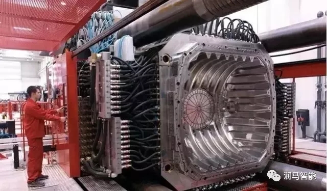 為什么注塑黑點(diǎn)雜質(zhì)總是清理不干凈？